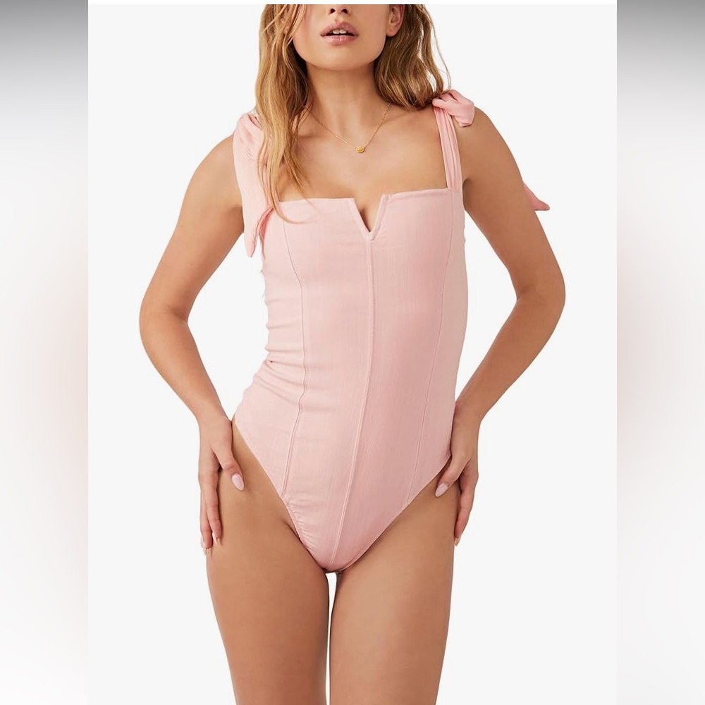FREE PEOPLE Lola Square Neck Form Fitting Shoulder Tie thong Bodysuit Pink Sz M